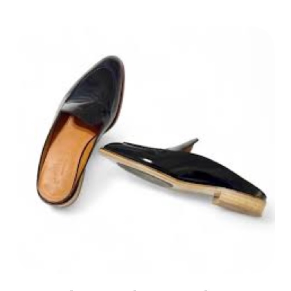 Everlane Black Leather Women's Slip-Ons